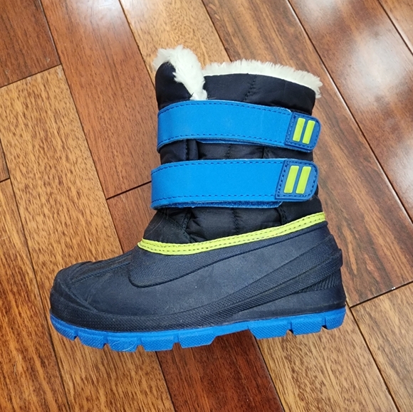 Cat & Jack Snow Boots - Picture 5 of 6